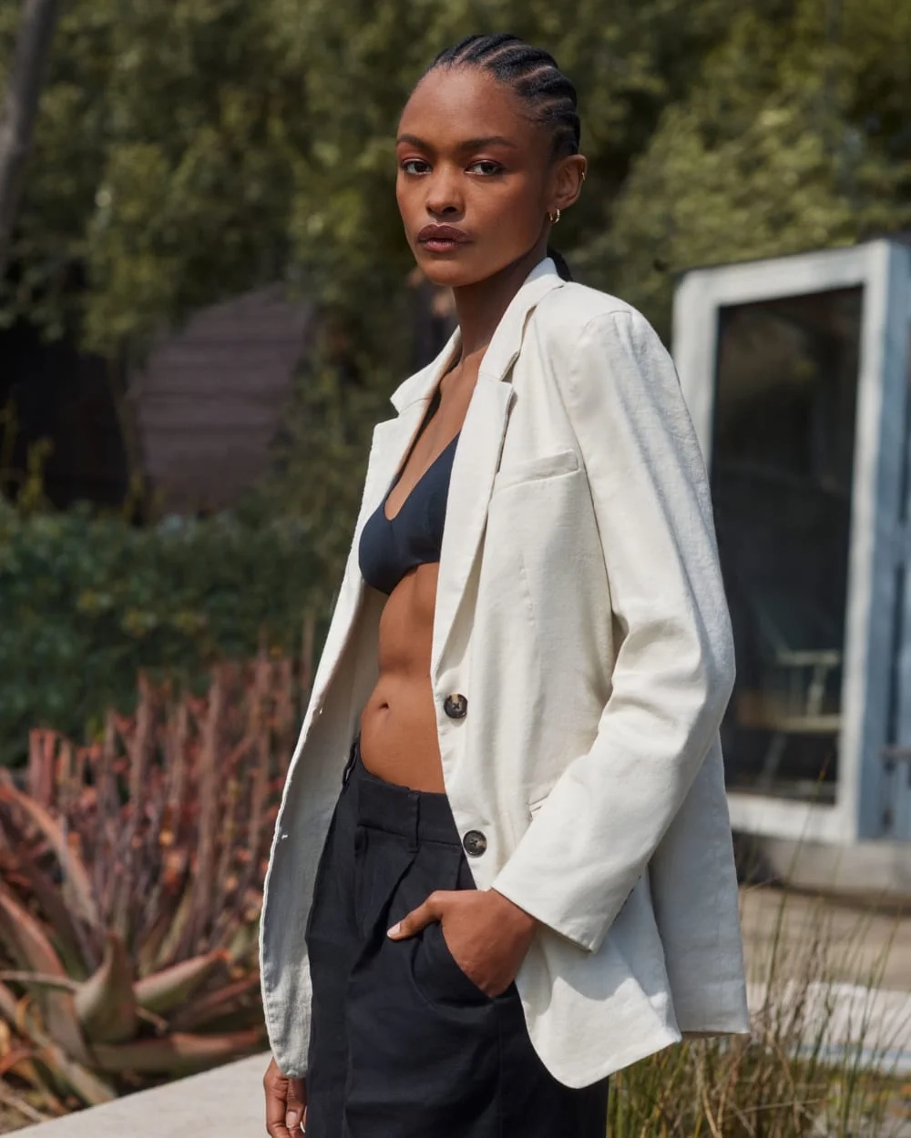 The Oversized Blazer in Stretch Linen | Birch (3)