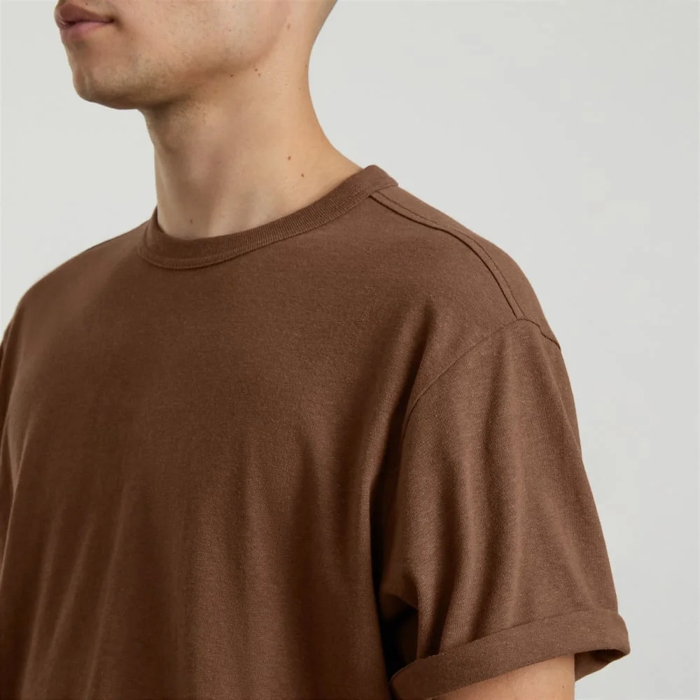 The Everyone Relaxed Hemp Tee | Espresso (3)