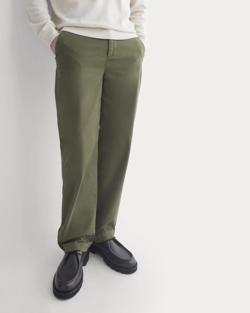 Everyday Straight-Fit Chino | Olive Night (6)