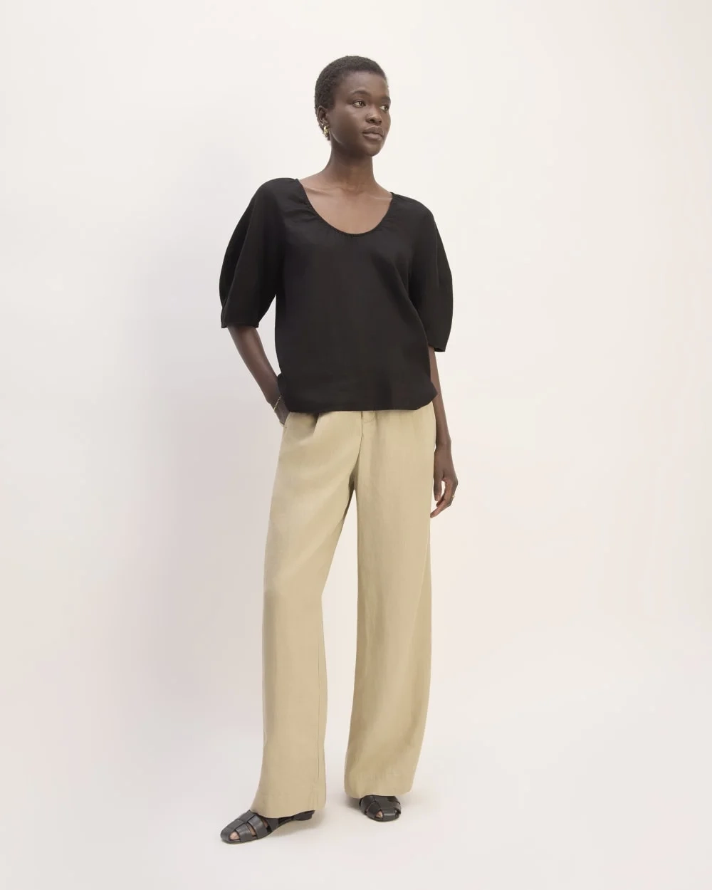 The Scoop Top in Linen | Black (4)
