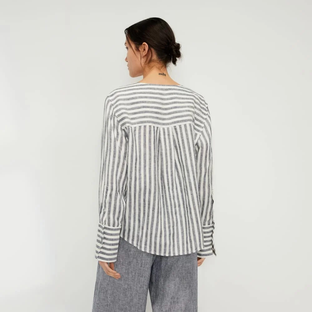 The Linen Popover Shirt | Bone/Navy (5)
