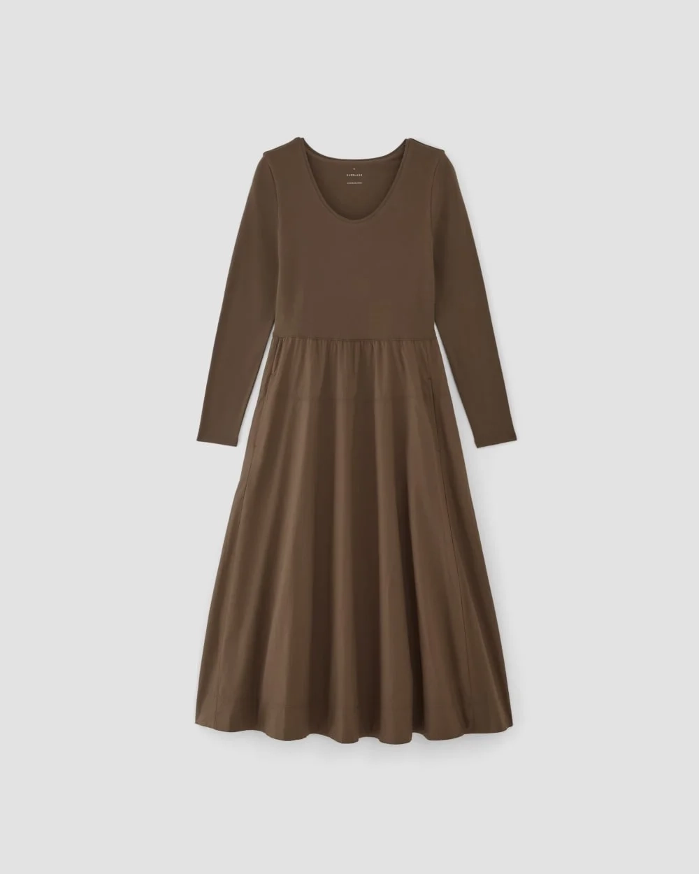 The Long-Sleeve Riviera Dress | Cocoa (5)