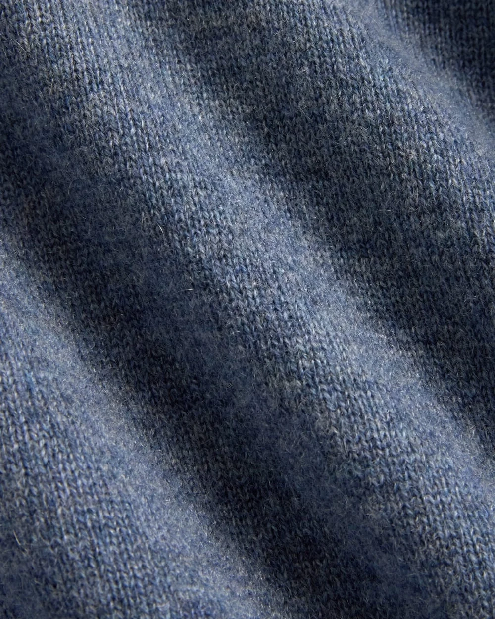 The Classic V in Cashmere | Denim Blue (5)