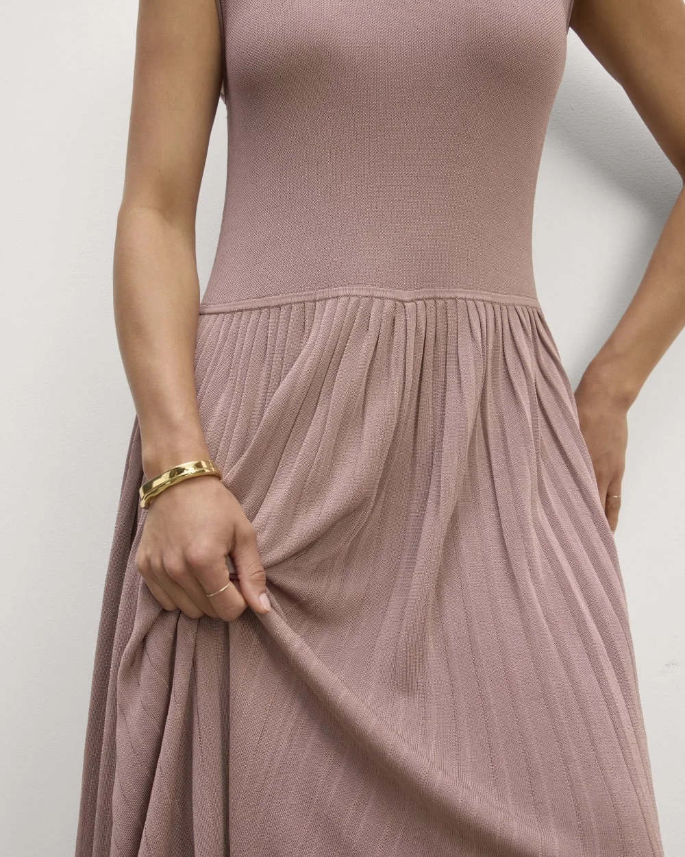The Knit Pleated Dress | Dusty Rose (5)