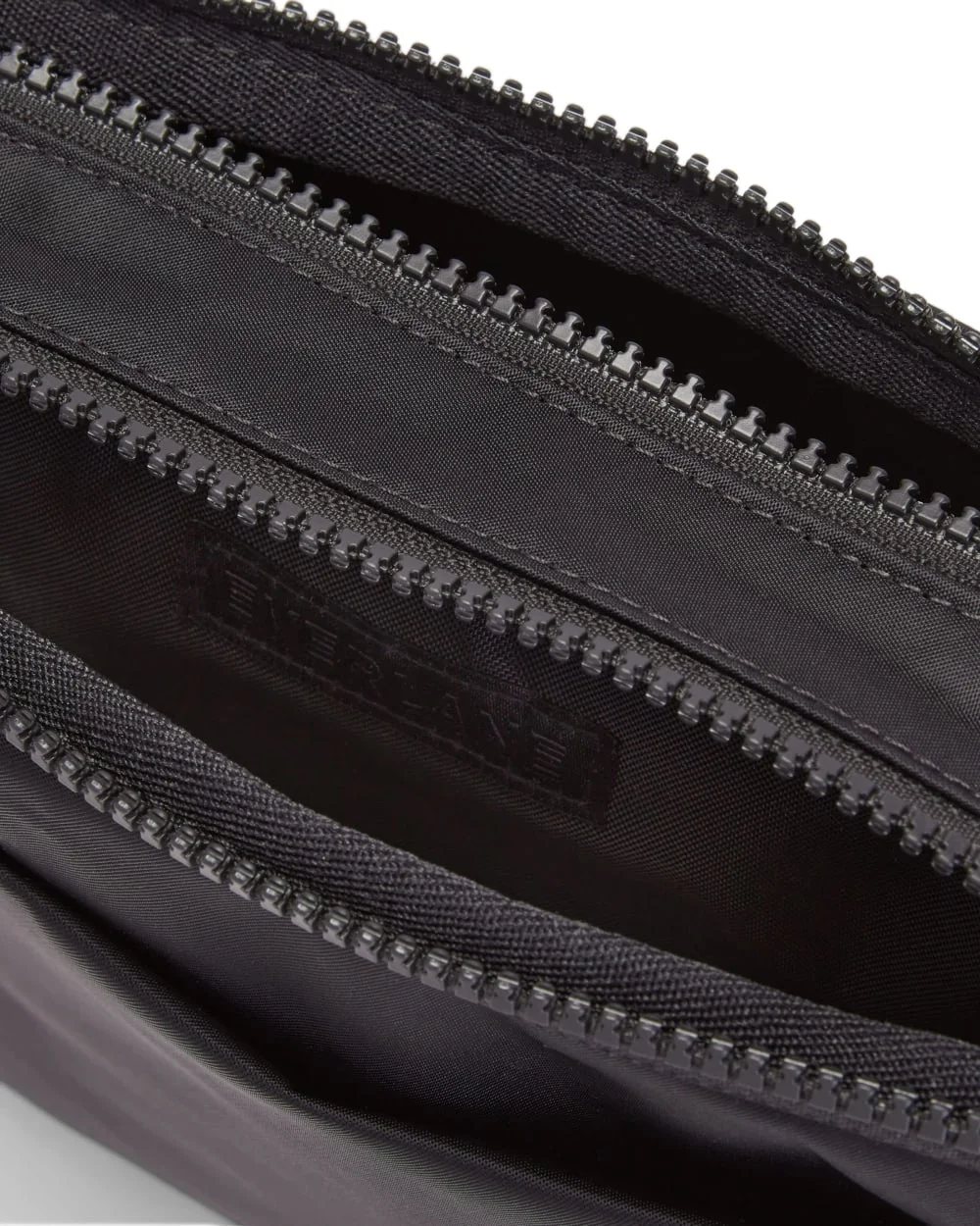 The Recycled Nylon Camera Bag | Black (5)