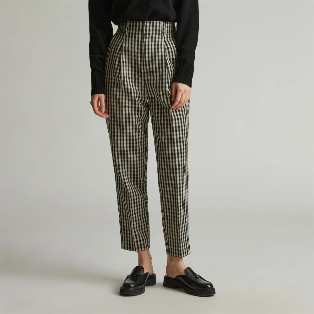 The Draper Tapered Pant in Buttersmooth | Khaki / Black (4)