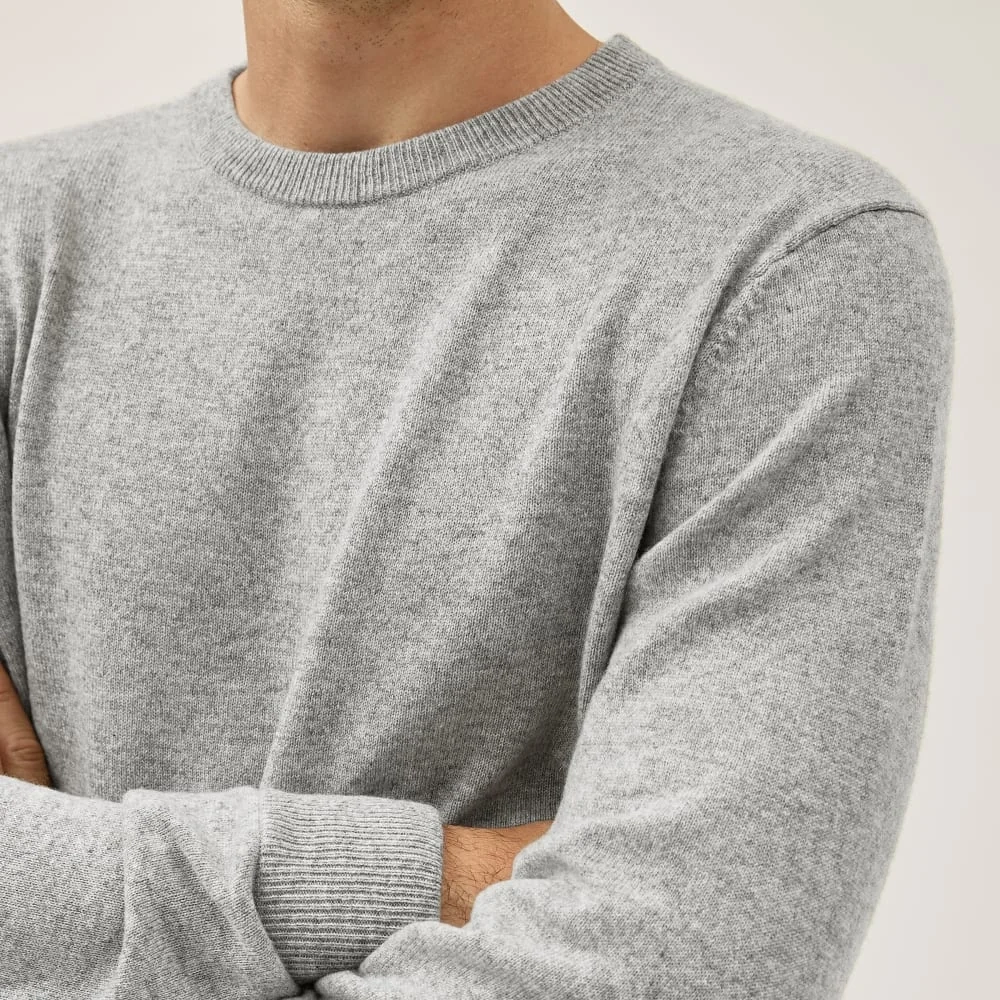 The Grade-A Cashmere Crew |  Heathered Grey (3)