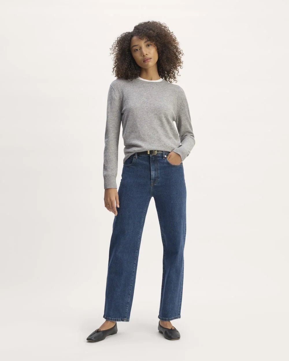 The Classic Crew in Cashmere | Light Heather Grey (5)