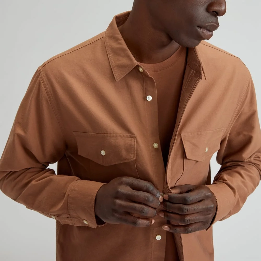 The Organic Oxford Relaxed Utility Shirt | Carob Brown (5)