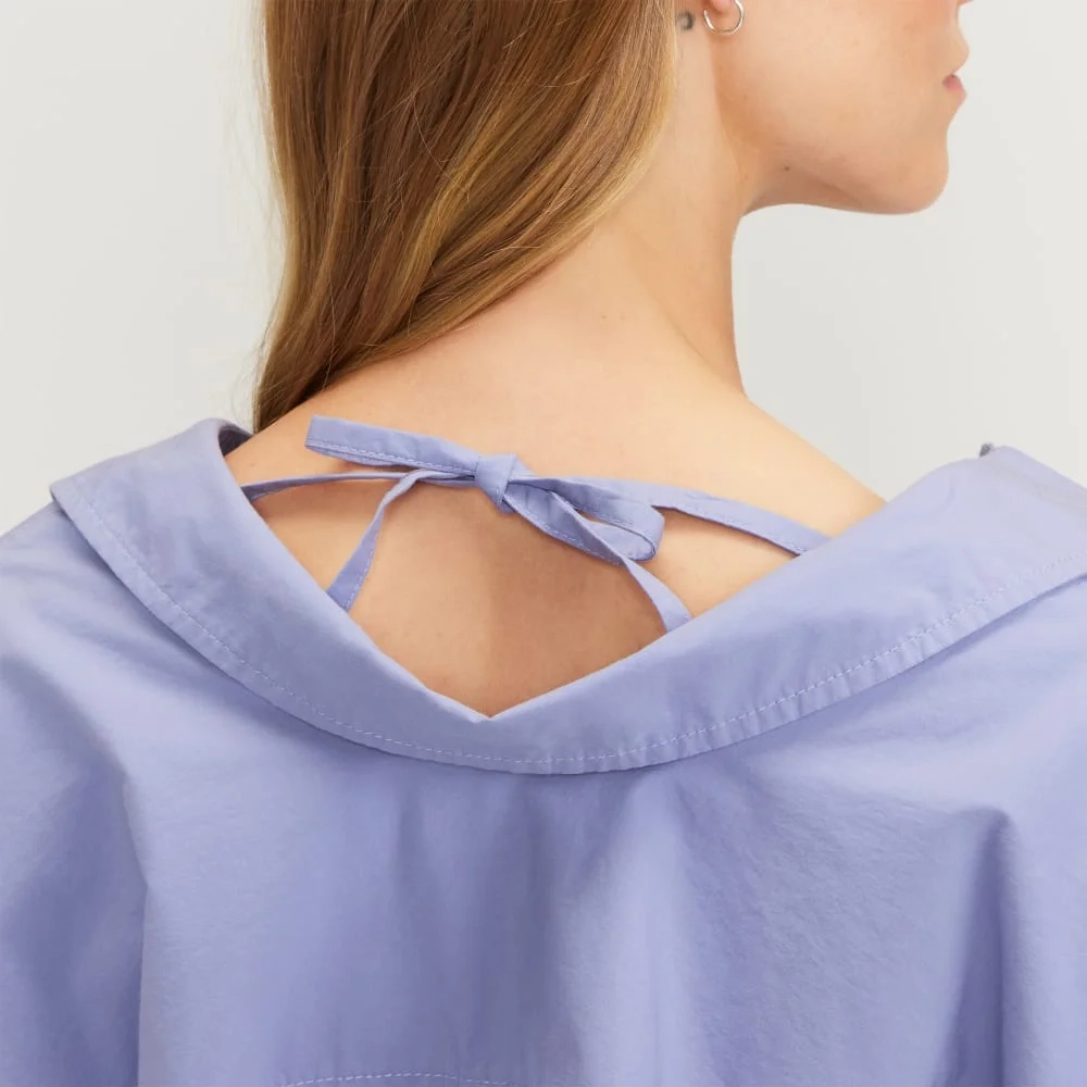 The Poplin Tie Back Shirt | Cornflower Blue (5)