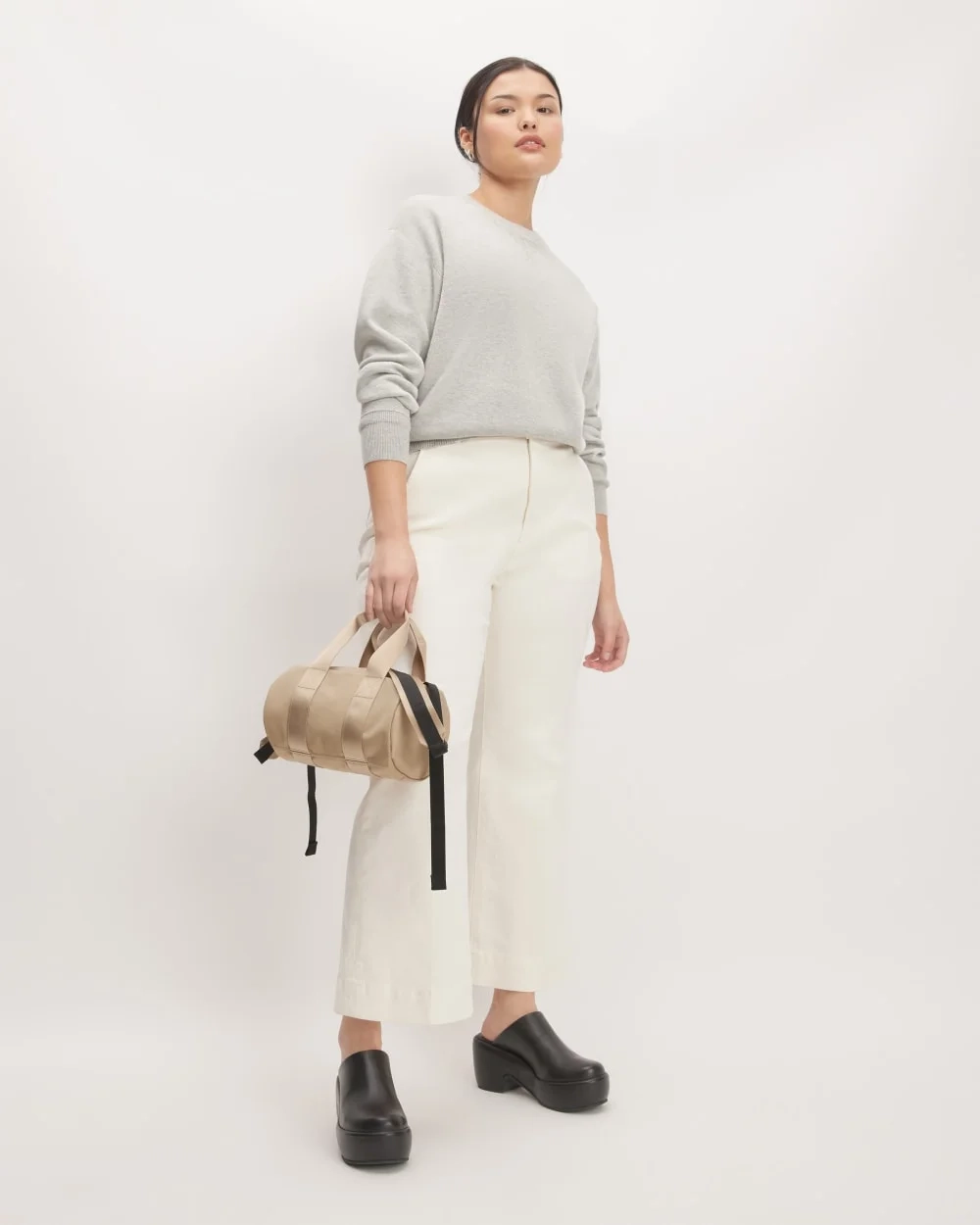 The Recycled Nylon Crossbody | Khaki (5)