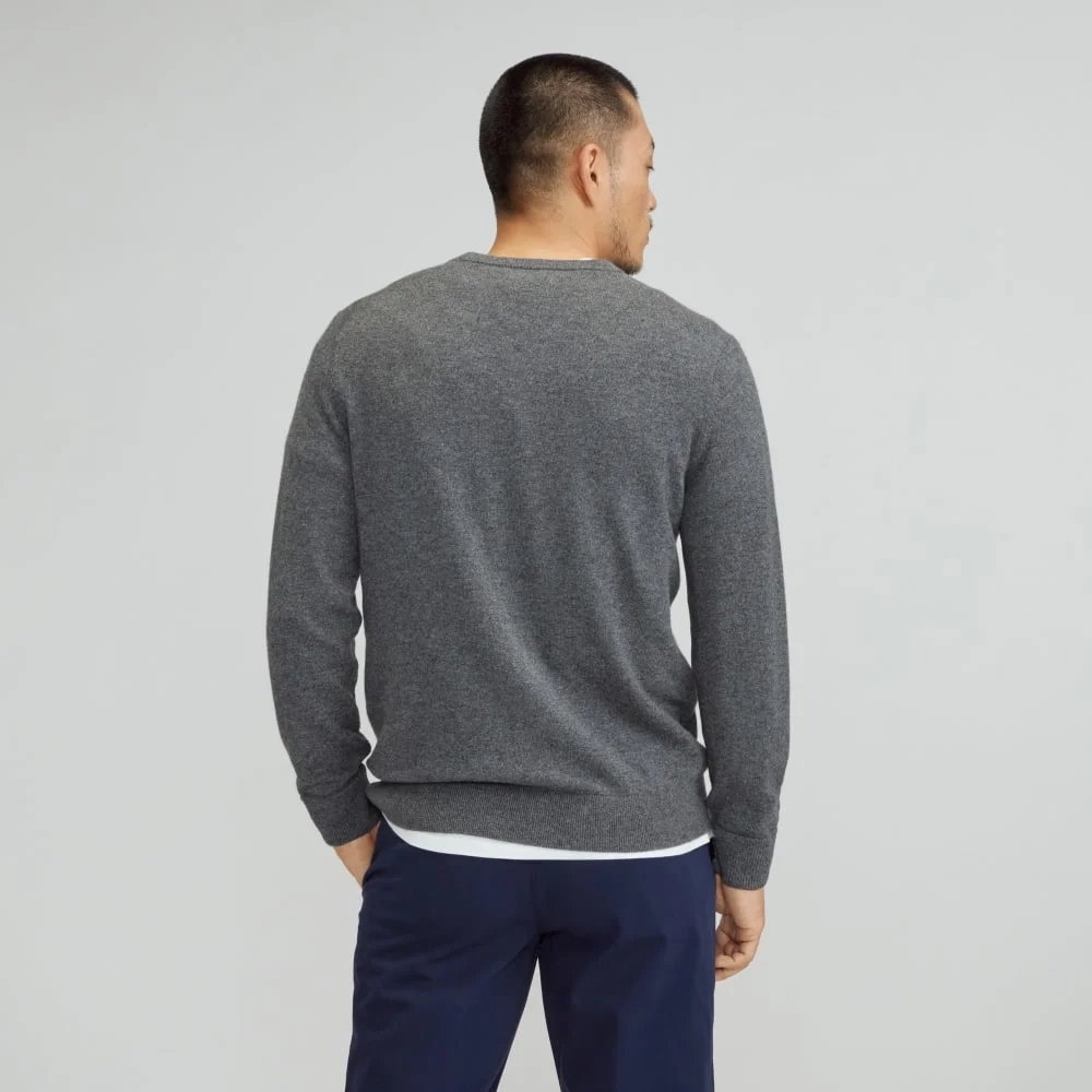 The Grade-A Cashmere Crew | Charcoal (3)