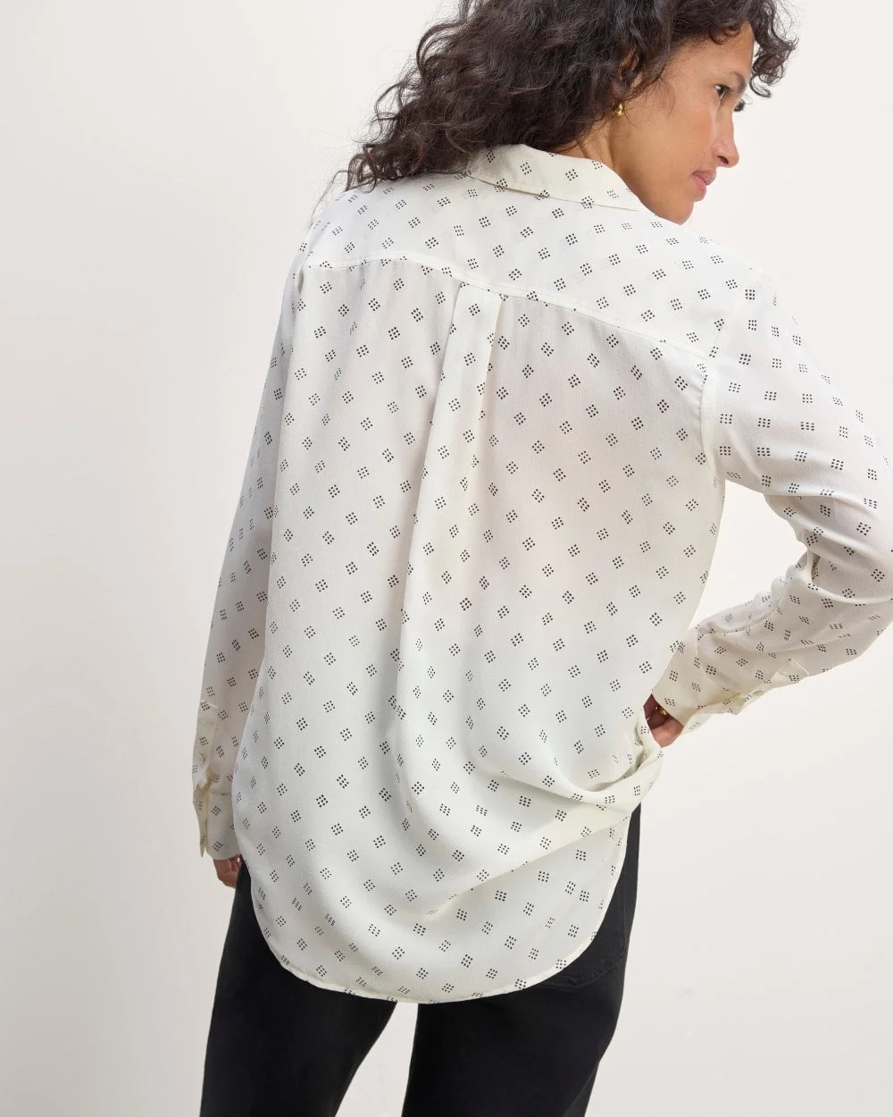 The Must-Have Shirt in Washable Silk | Bone / Black Square Dot (3)