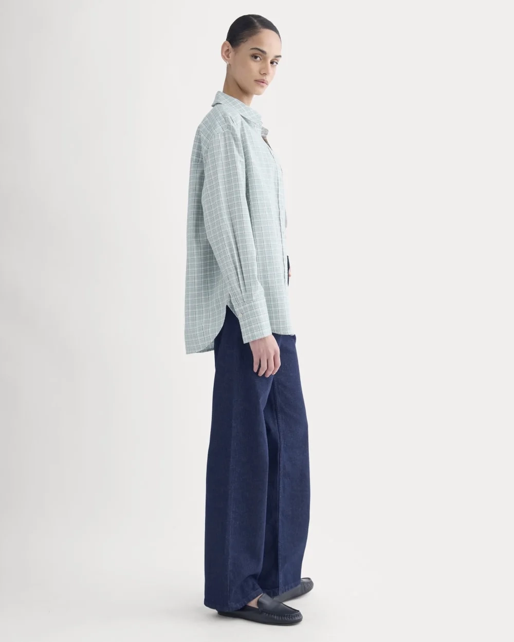 Everyday Shirt in Silky Cotton | Gray Mist (4)