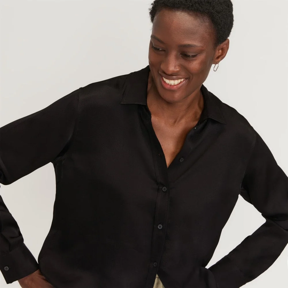 The Satin Relaxed Shirt | Black (6)