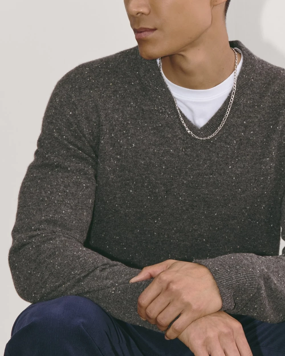 The Cashmere V-Neck Sweater | Grey Donegal (5)