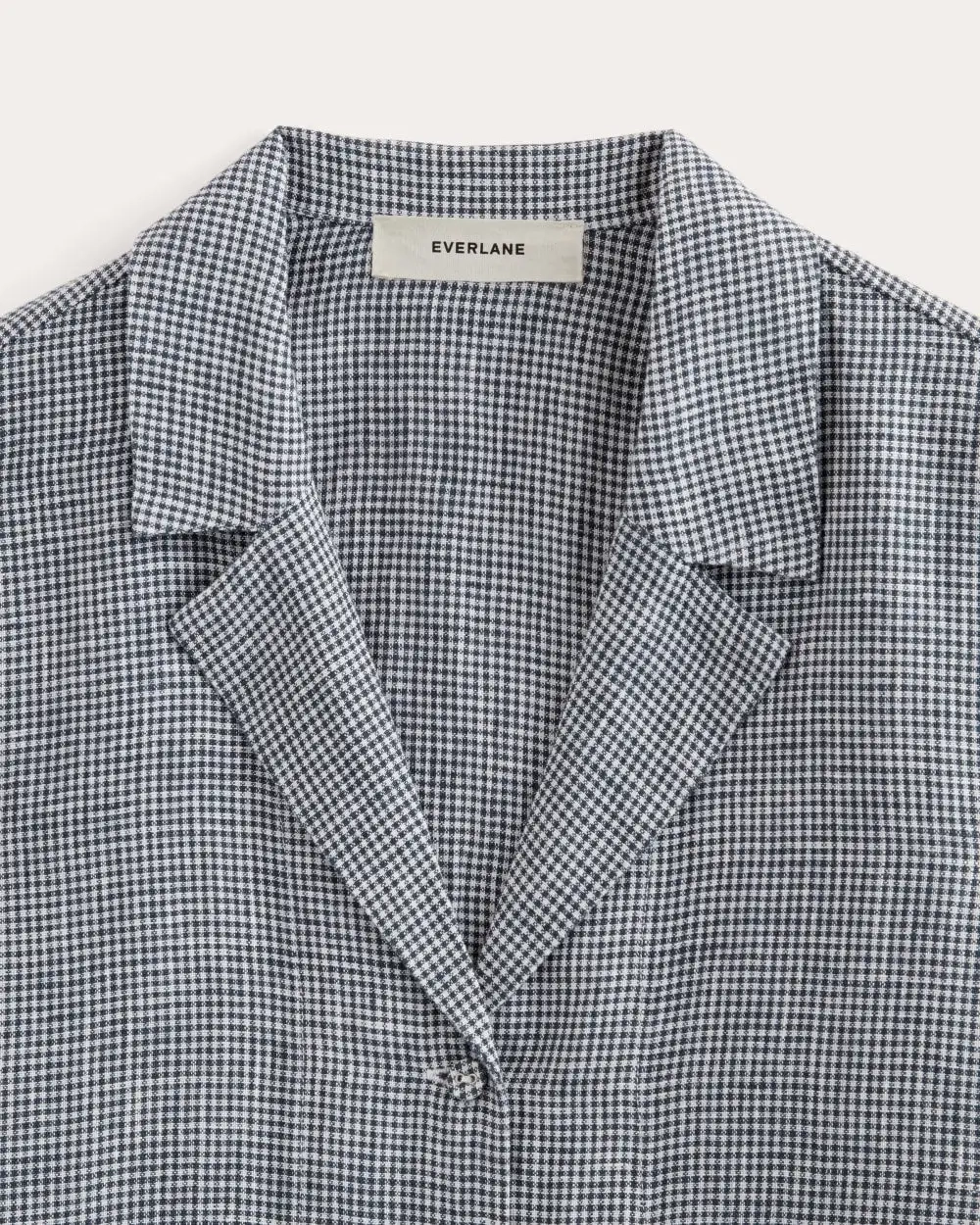 The Notch Shirt in Linen | Midnight Navy Gingham (7)