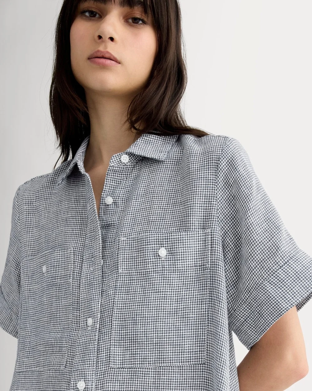 The Daytripper Dress in Linen | Midnight Navy Gingham (5)