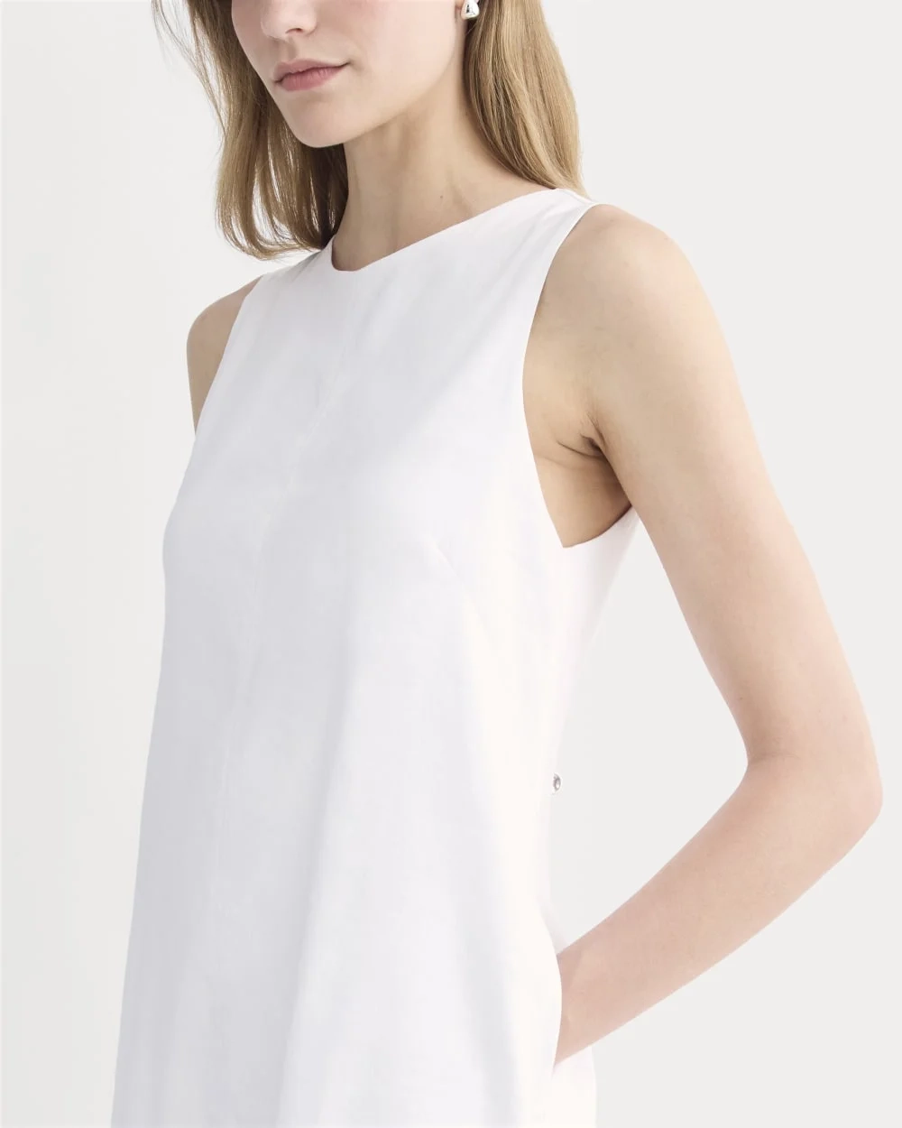 The Shift Dress in Stretch Linen | White (4)