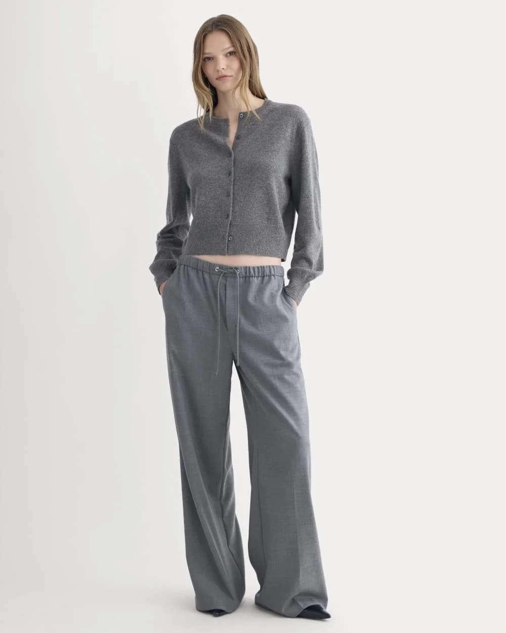 Cashmere Cropped Cardigan | Heather Charcoal (6)