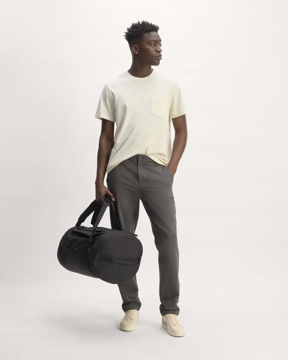 The ReNew Transit 4-Way Duffle | Black (8)