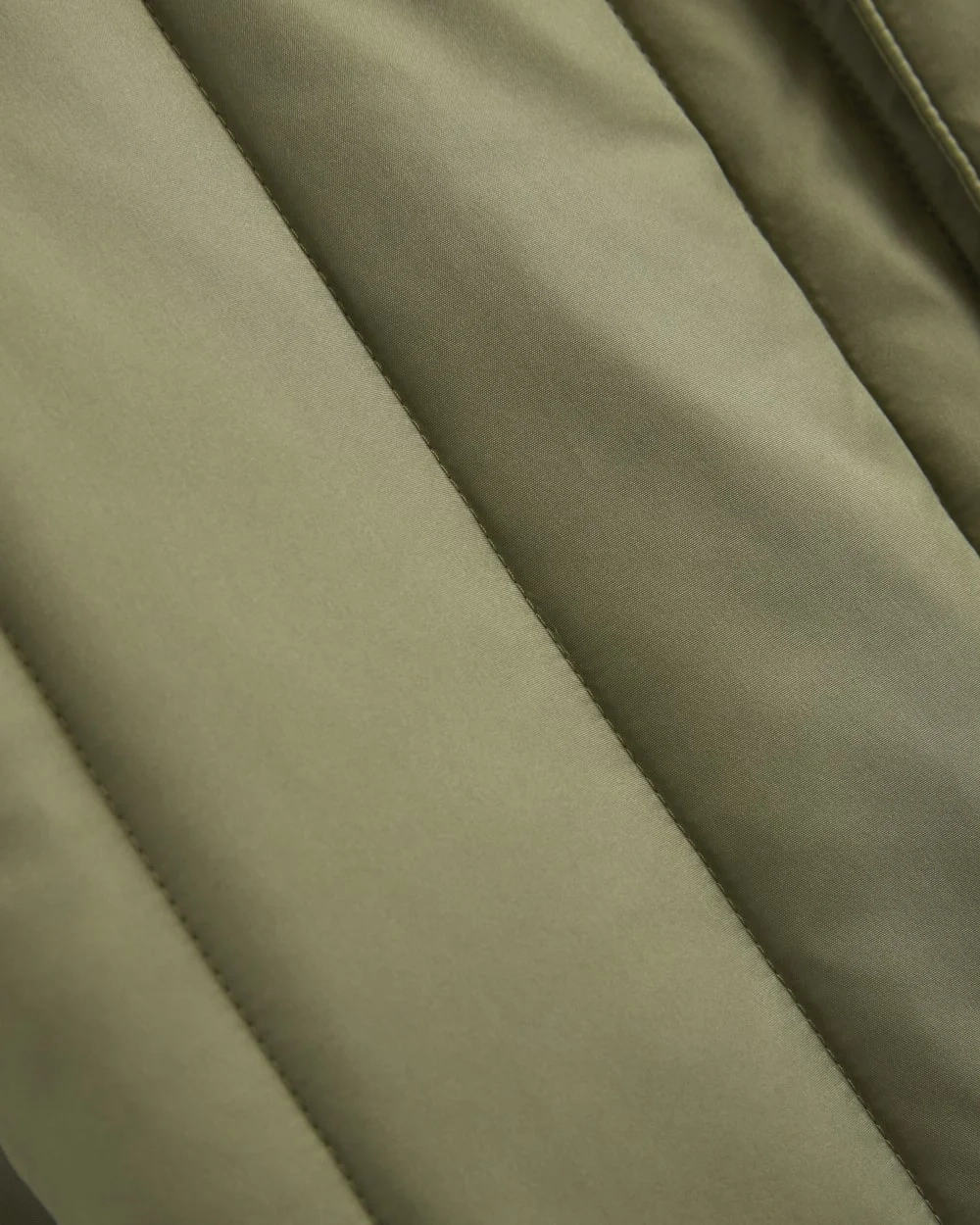 ReNew Vertical-Quilted Jacket | Lichen Green (5)