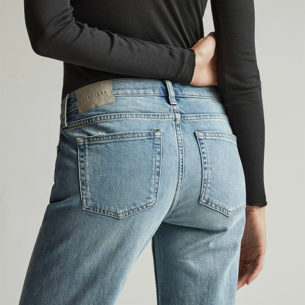 The Low-Rise Shortie Jean | Vintage Light (6)