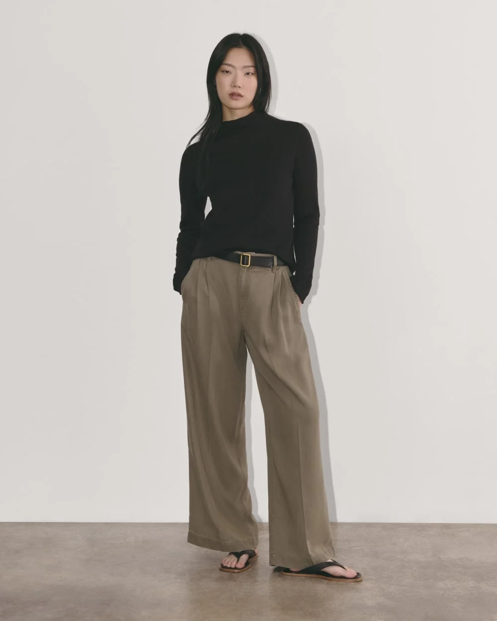 The Funnel Neck in Cotton Cashmere | Black (4)