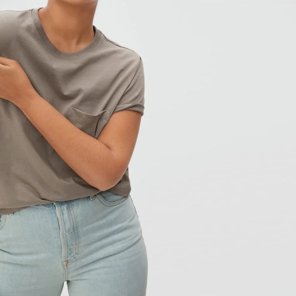 The Box-Cut Tee in Essential Cotton | Clay | Pocket (4)