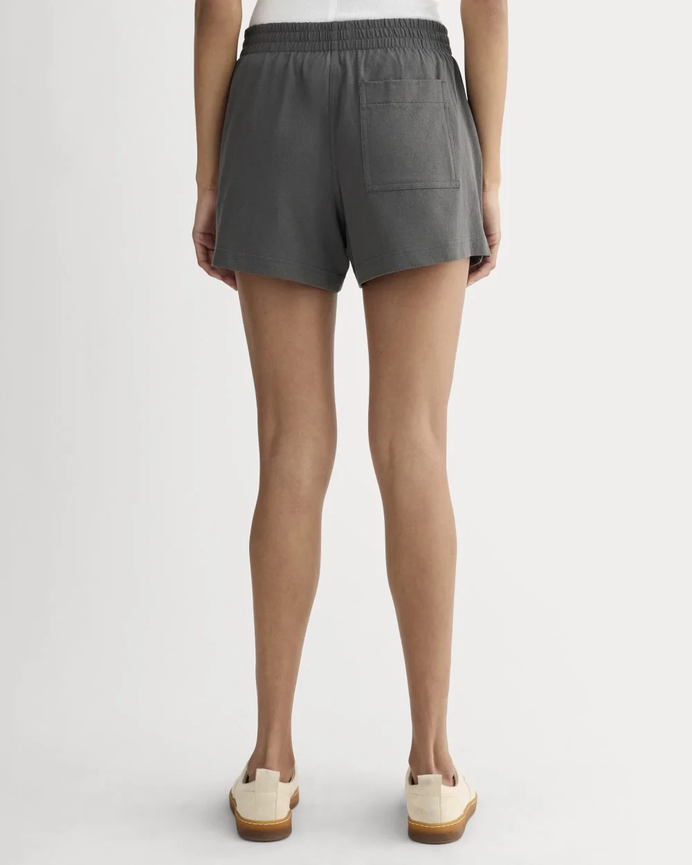 The Everlane x Parks Project Off-Duty Short | Forged Iron / Natural (5)