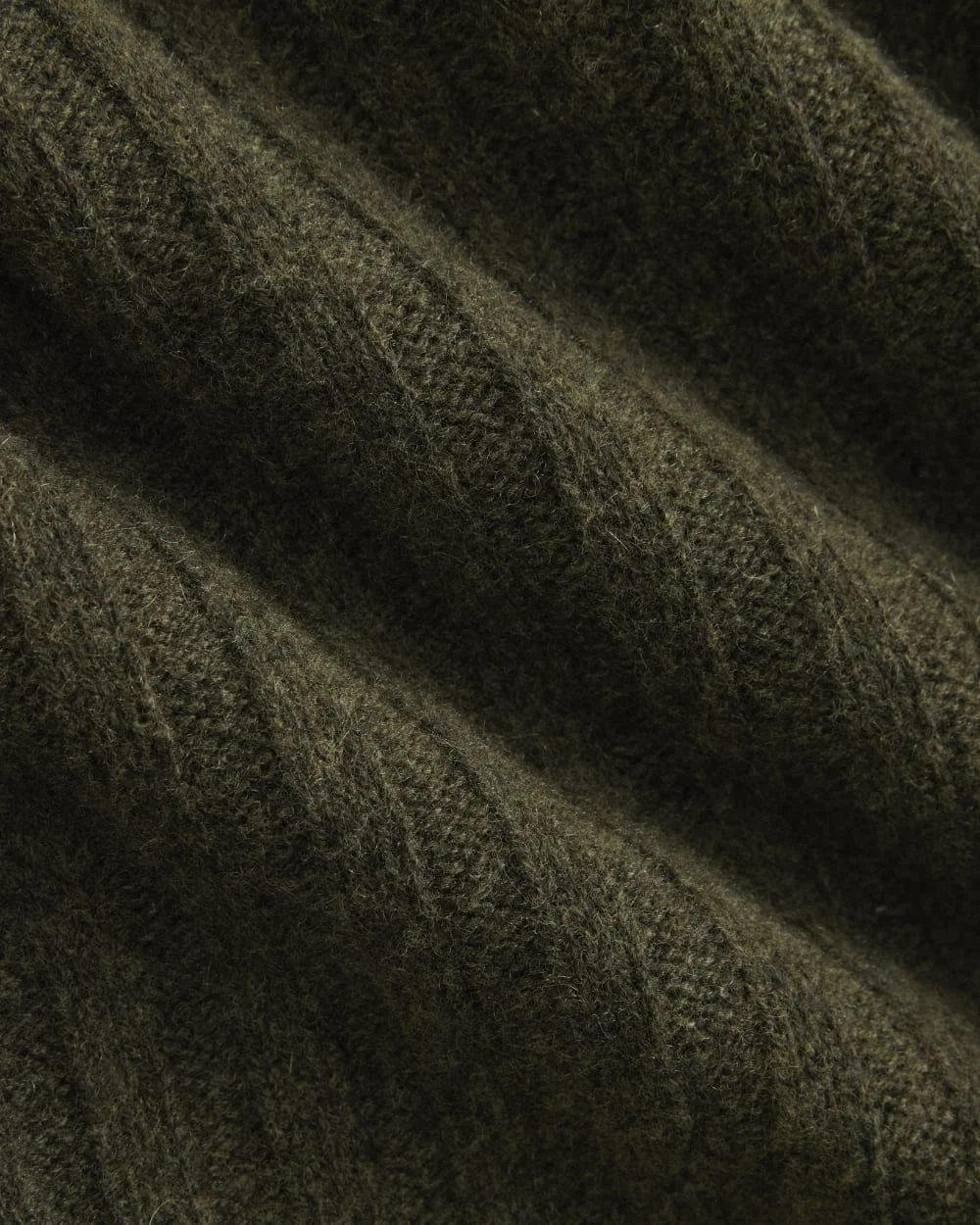 Funnel-Neck Sweater in Wool Cashmere | Heather Beech (7)