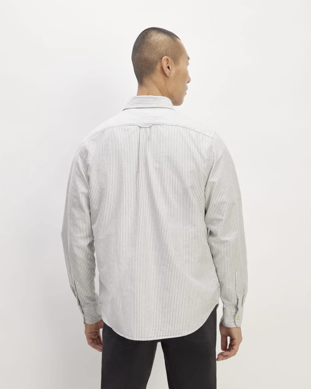 The Classic Oxford Shirt | Charcoal / White | Standard (3)