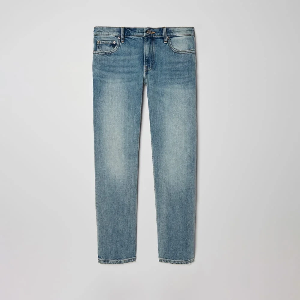 The Low-Rise Shortie Jean | Vintage Light (7)