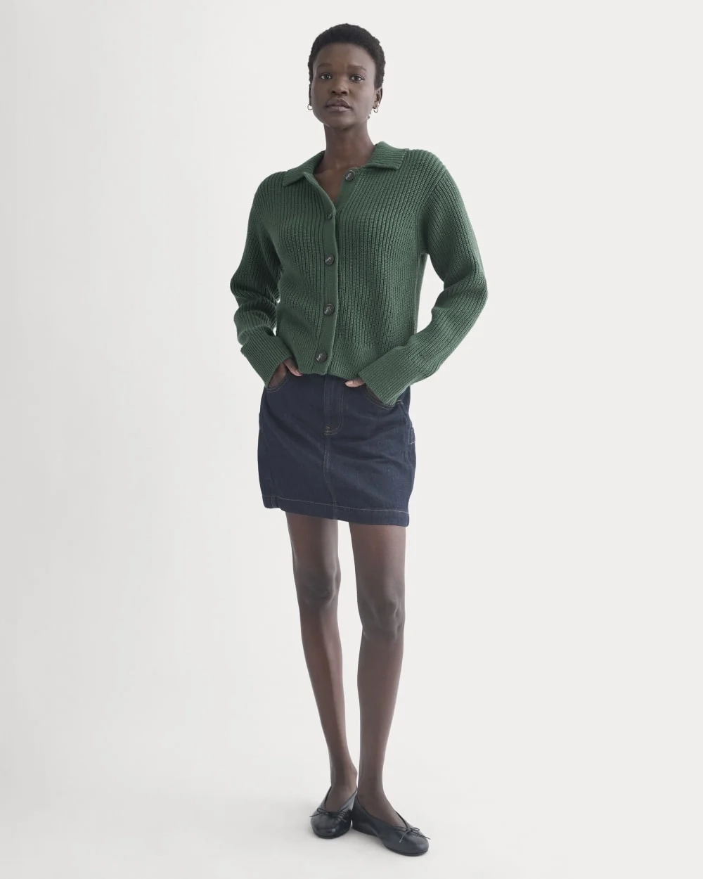 Shrunken Cardigan in Everyday Cotton | Hunter Green (6)