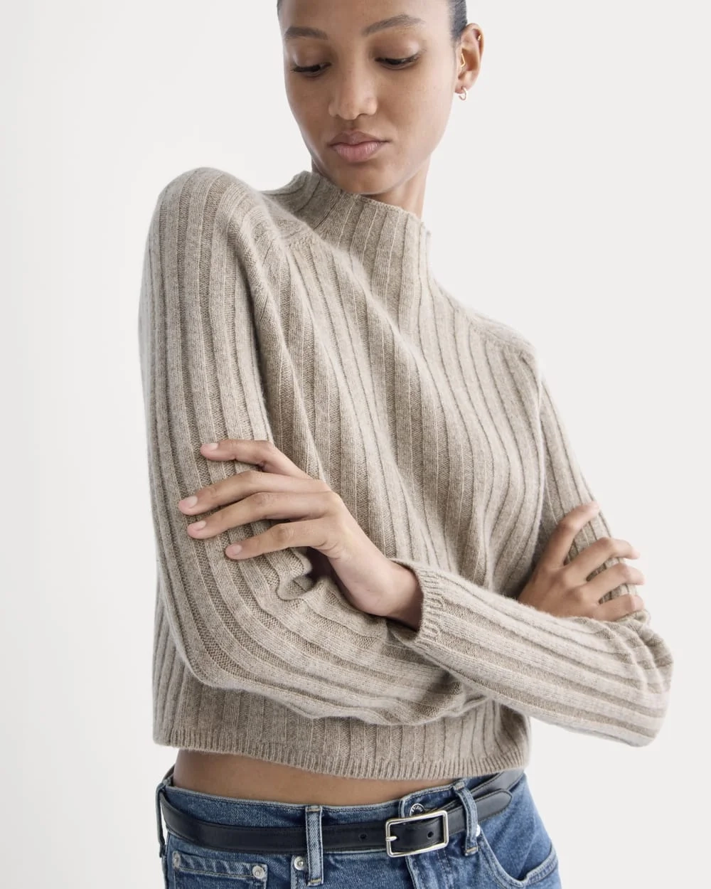 Funnel-Neck Cropped Sweater in Wool Cashmere | Oatmeal (5)