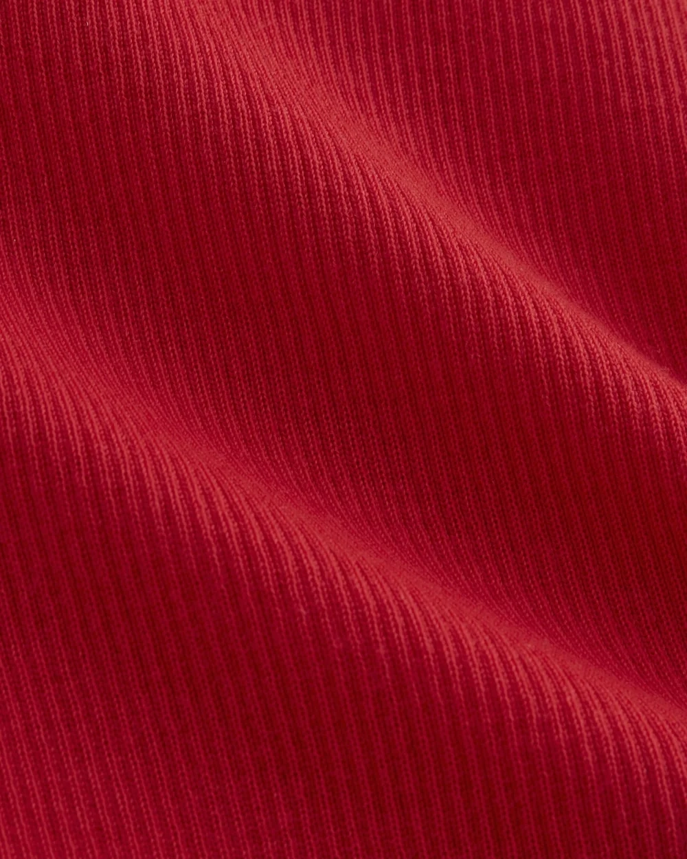The Tank in Ultrasoft Merino | Classic Red (5)